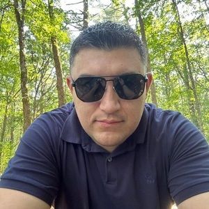 Meet your Posher, Alejo